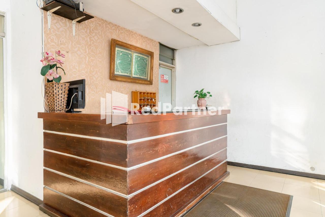 Cherry Pink Hotel Medan Mitra Reddoorz Exteriér fotografie