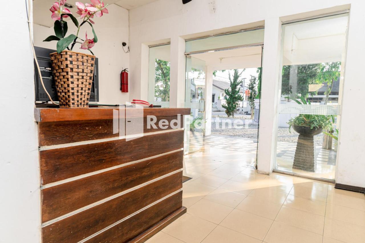Cherry Pink Hotel Medan Mitra Reddoorz Exteriér fotografie